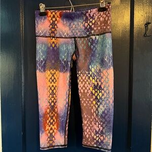 Teeki Multicolor Abstract Leggings